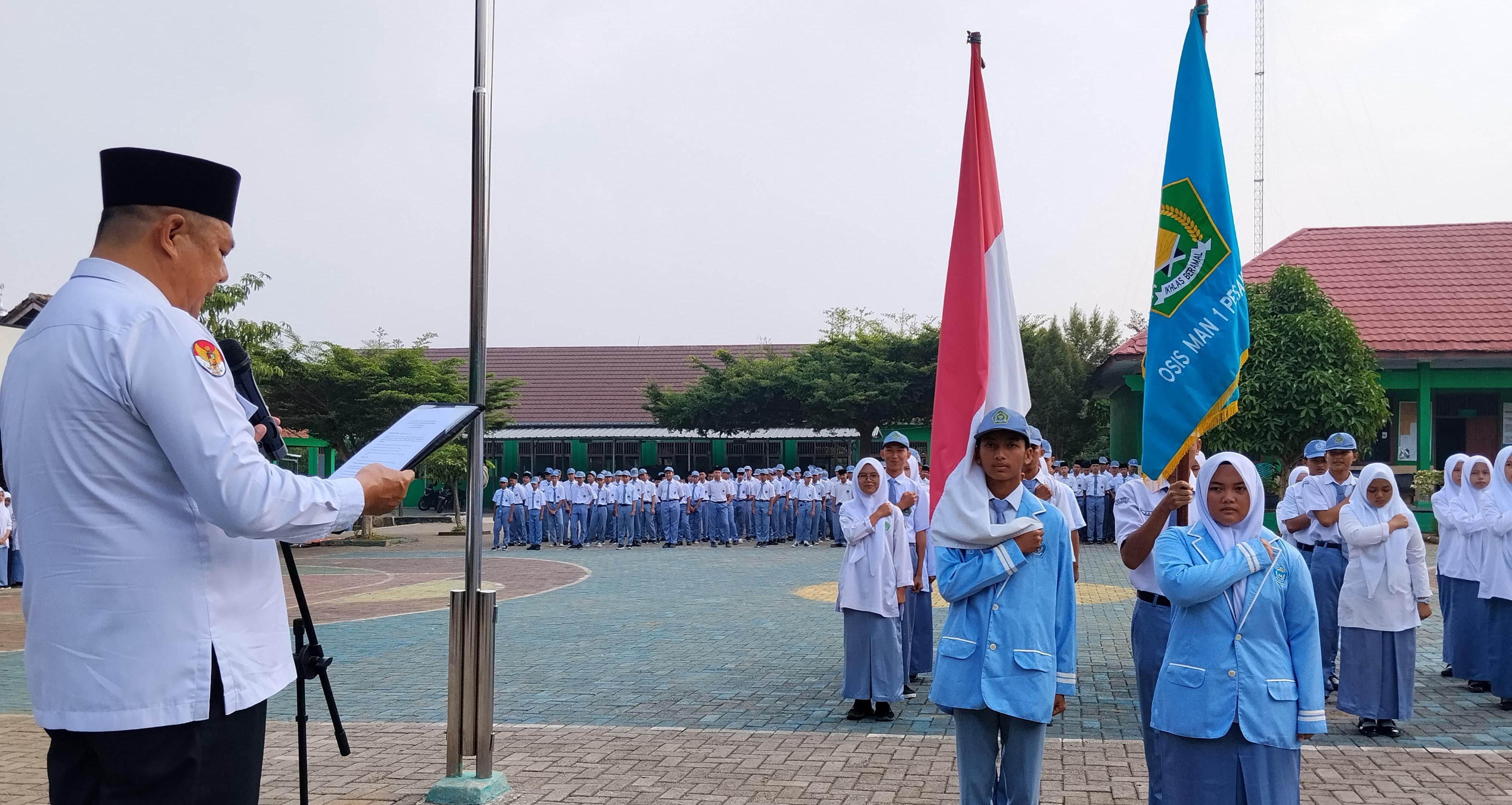 Pelantikan Pengurus OSIS MAN 1 Pesawaran Masa Bhakti 2026–2027